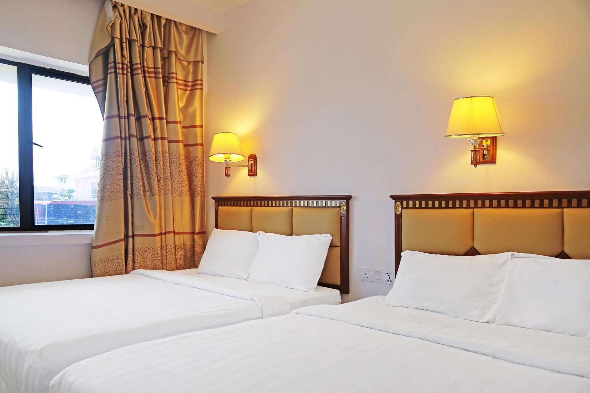 Super Oyo 90464 Borneo Suites Hotel Kota Kinabalu Esterno foto